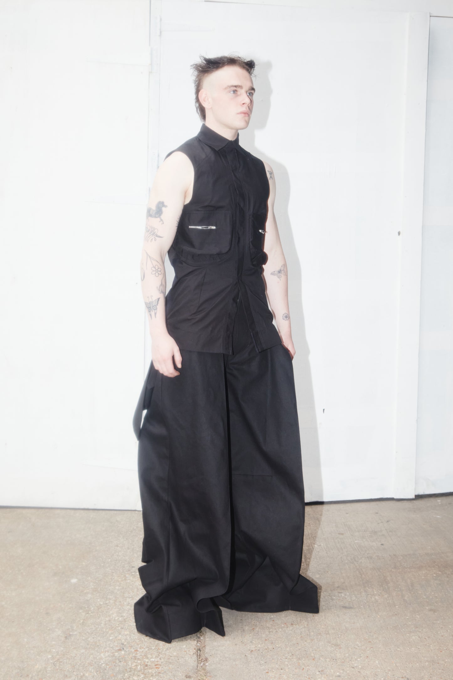 PANTS AVAR01