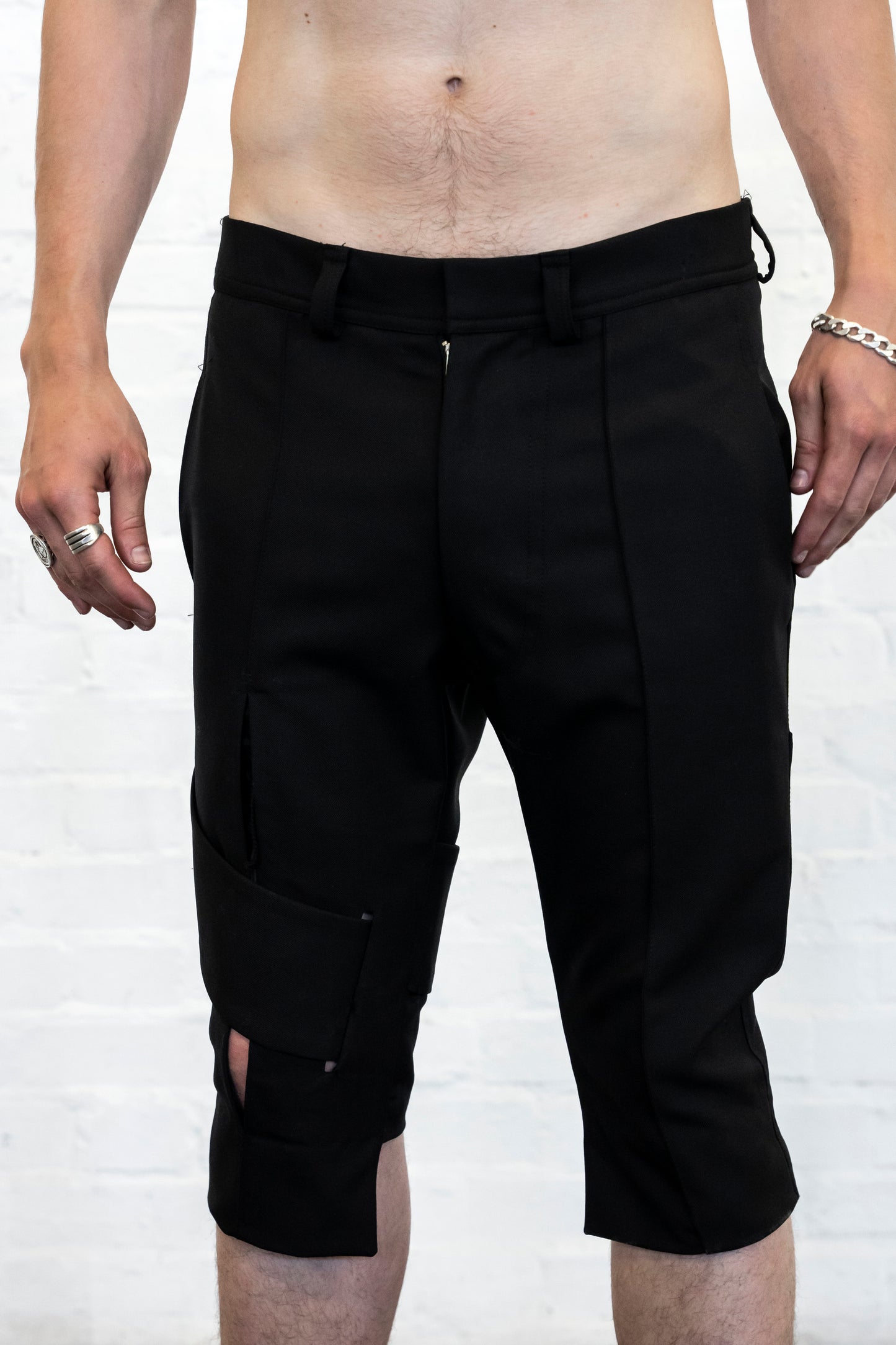 SHORTS ROOT