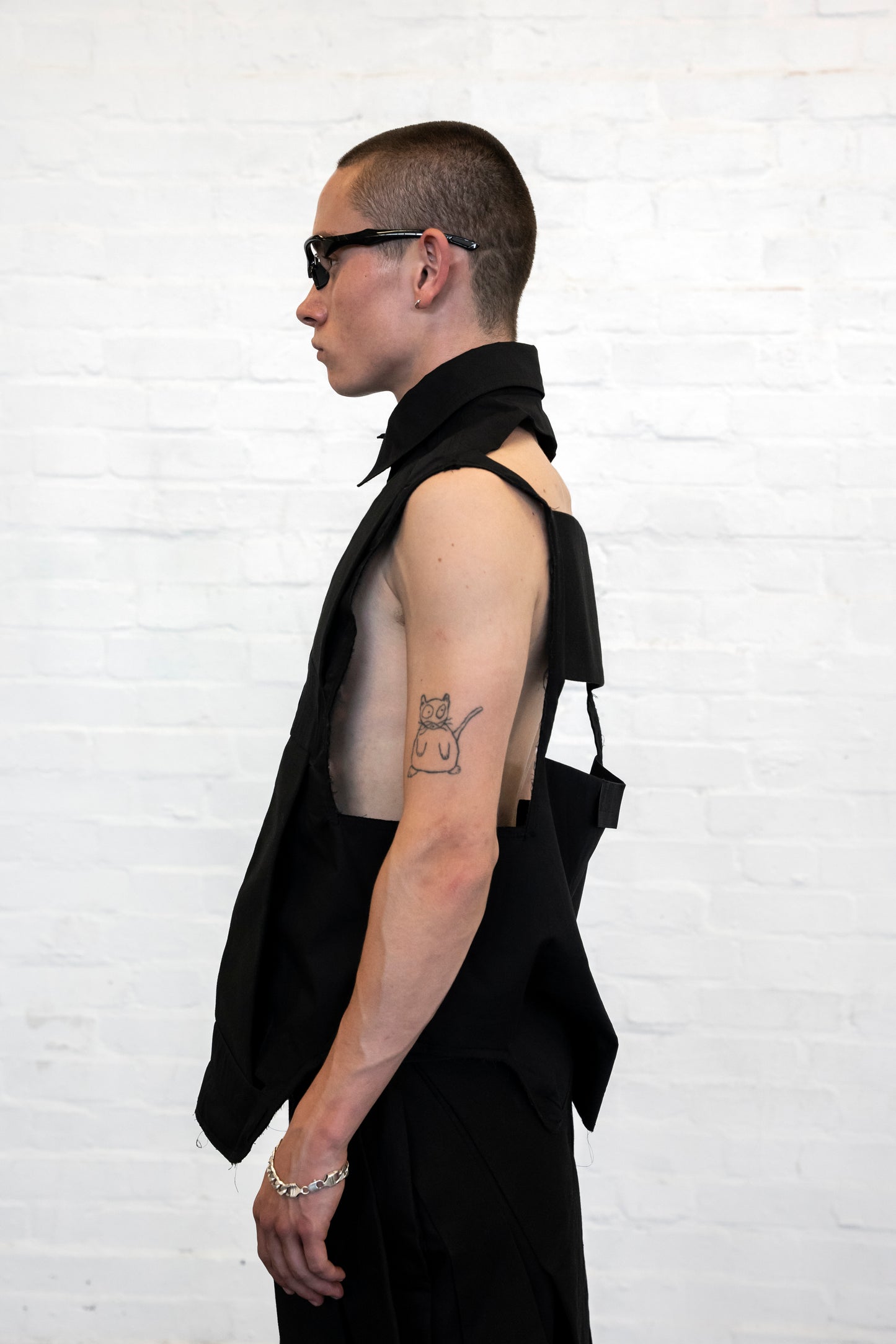 SLEEVELESS SHIRT AXIS