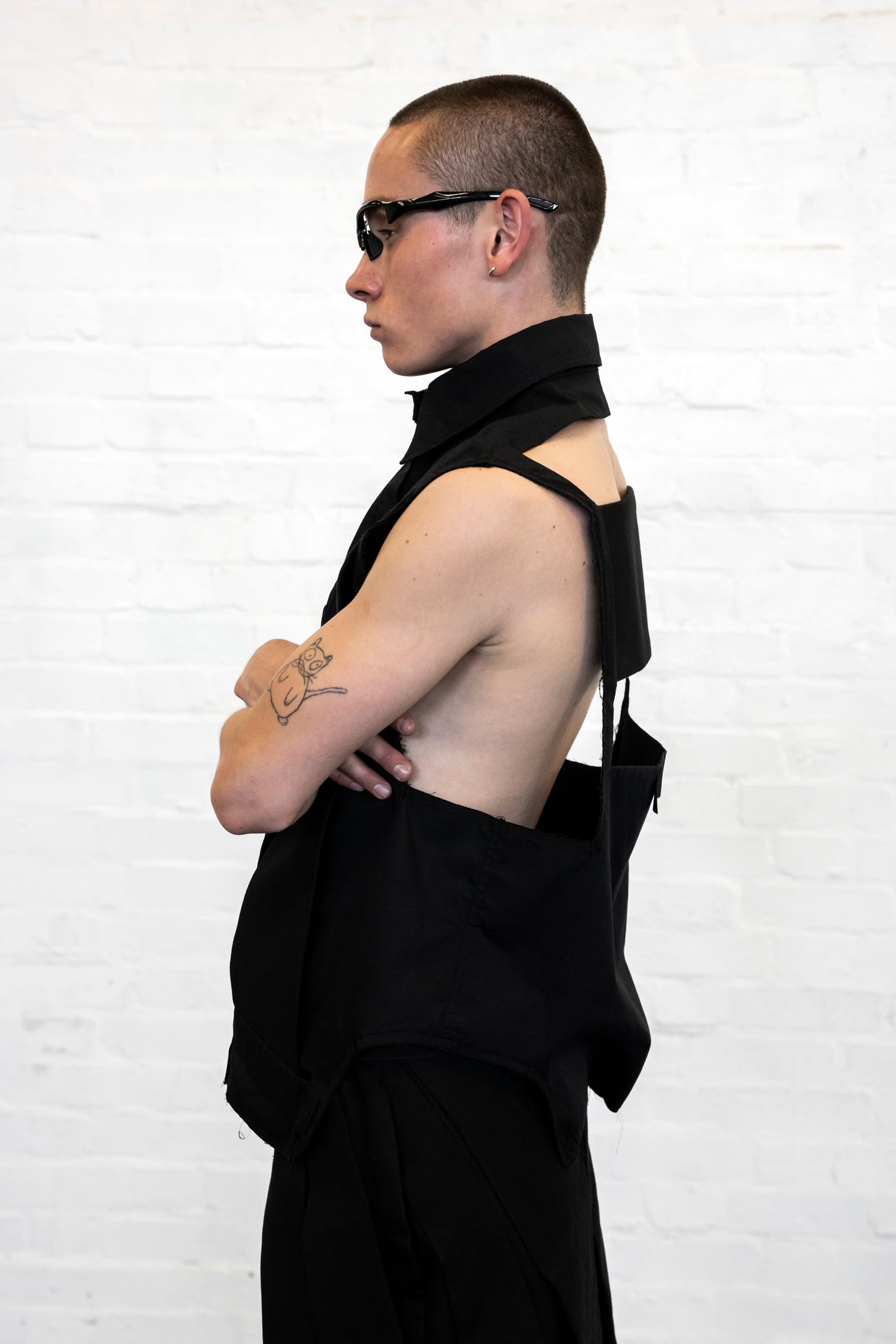 SLEEVELESS SHIRT AXIS