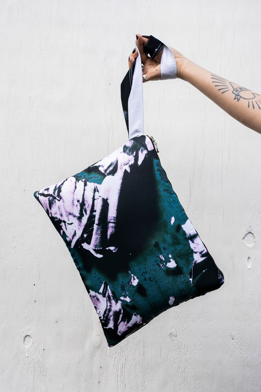 PRINTED CLUTCH/ PUFFY IPAD SLEEVE CASE